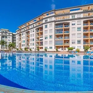 https://canadas-golf-del-sur.adeje-hotels.com